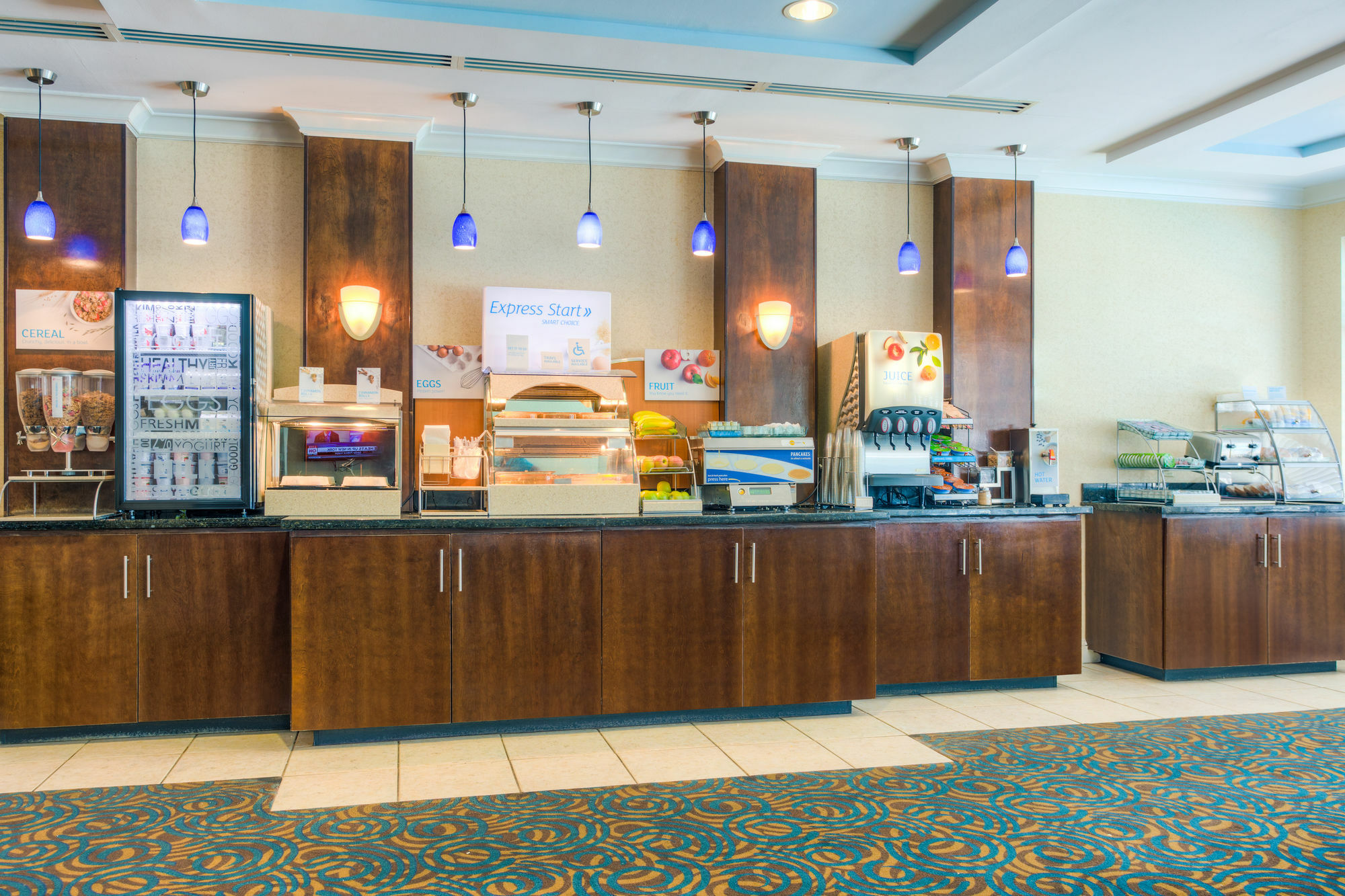 Holiday Inn Express Hotel & Suites Dublin By Ihg Екстер'єр фото